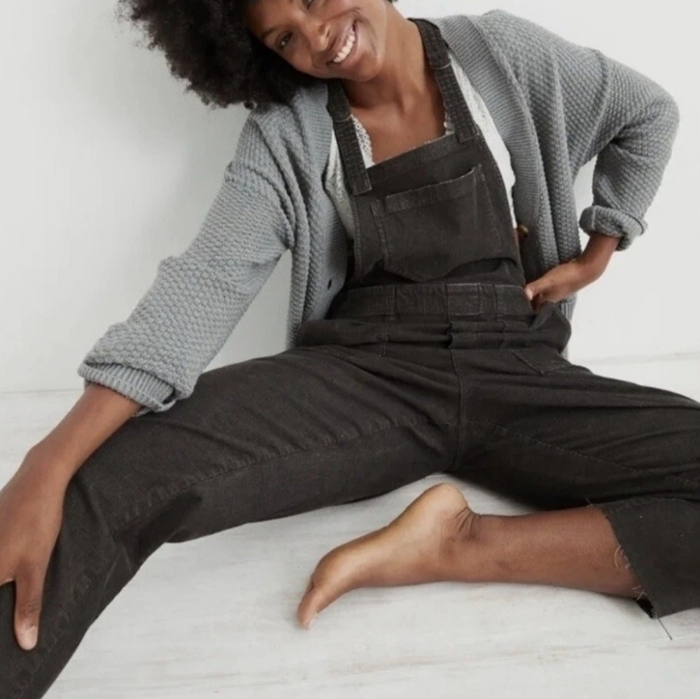 🩶 Aerie Charcoal Denim Overalls
